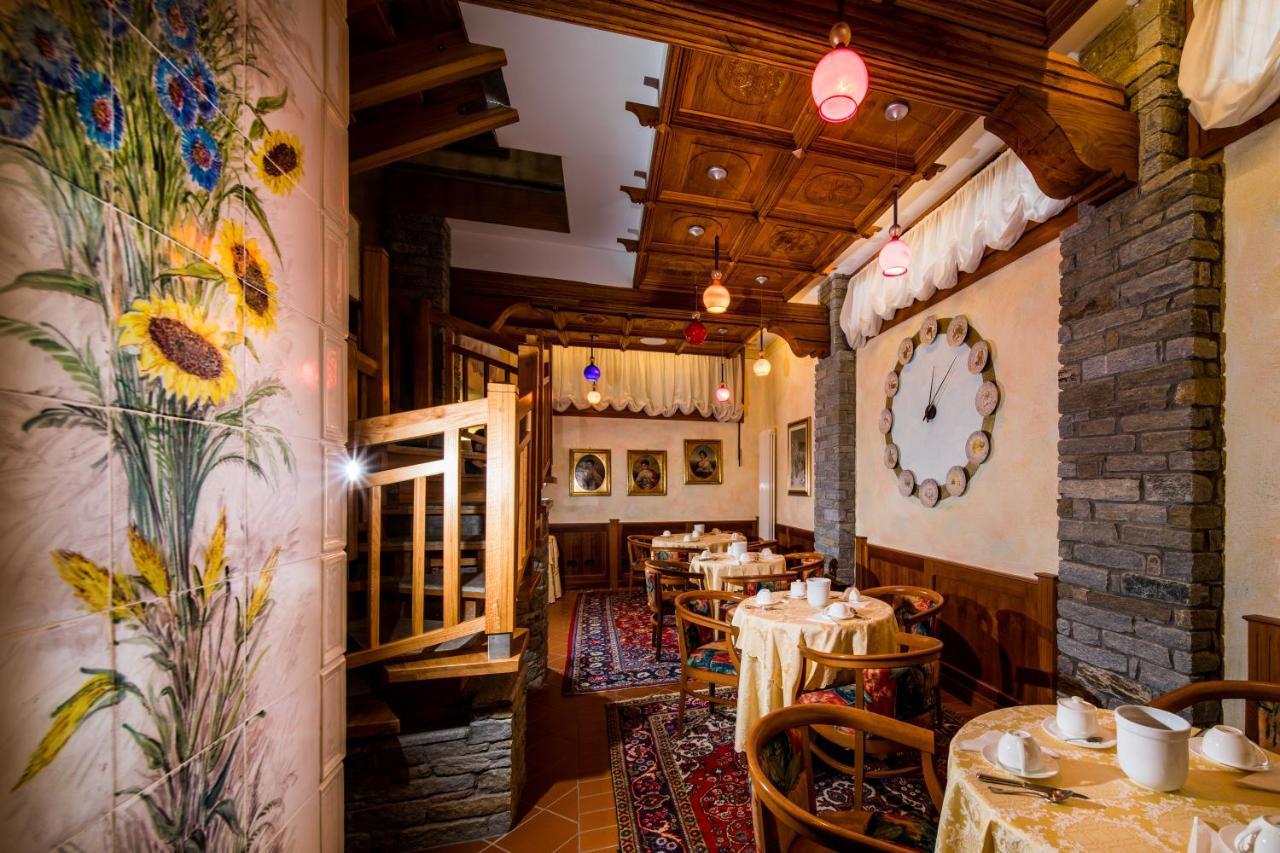 Hotel Le Bouquet - Adults Only Cogne Exterior foto